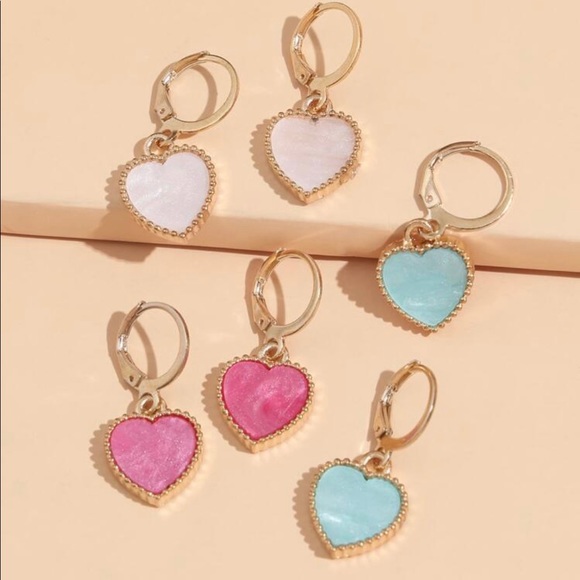 Jewelry - COPY - Cute heart earrings